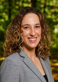 Photo of Elizabeth Cooper