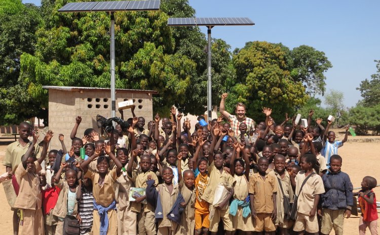 Building Consensus on Mini-Grids in Developing Countries